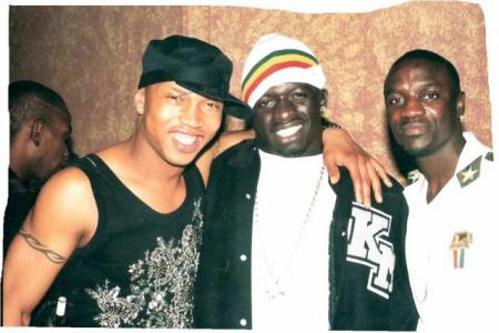 el hadji diouf   zoss akon
